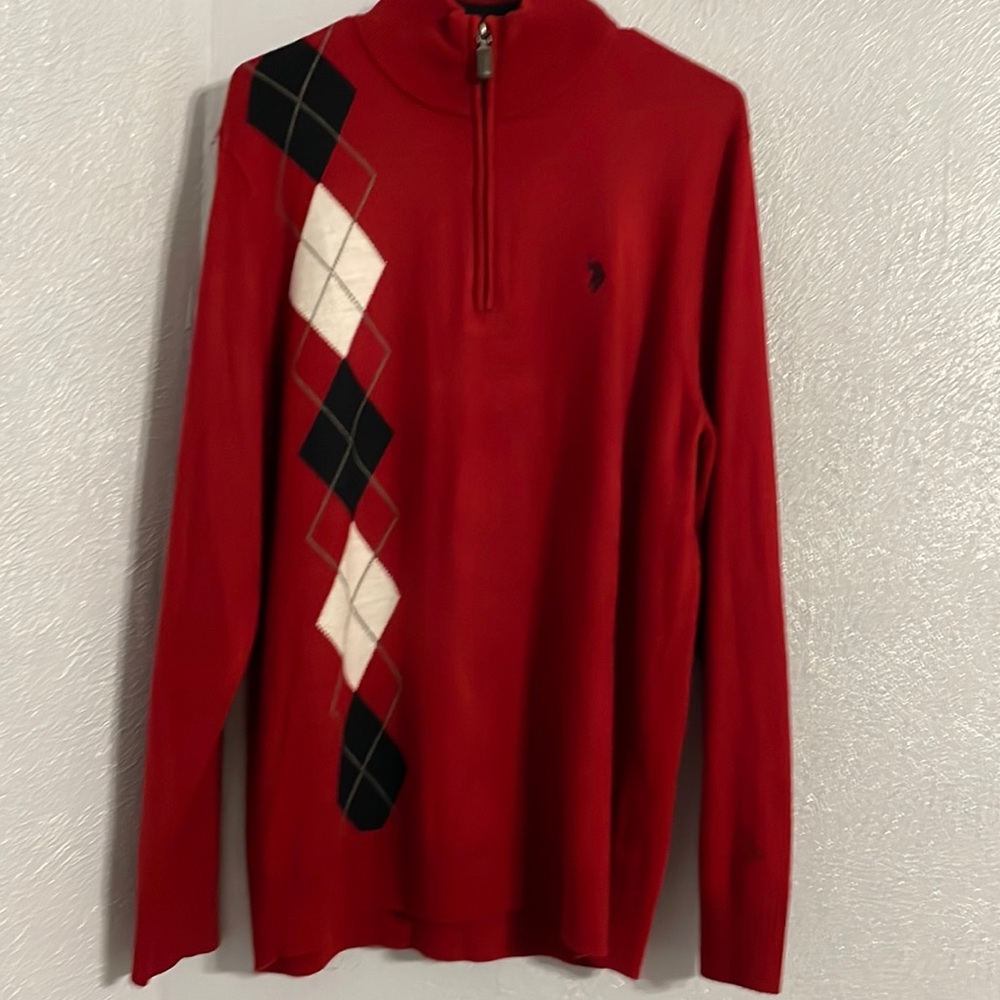 Men’s pull over sweater